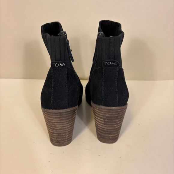 TOMS Black Suede Wedge Booties Size 8 - Picture 3 of 7